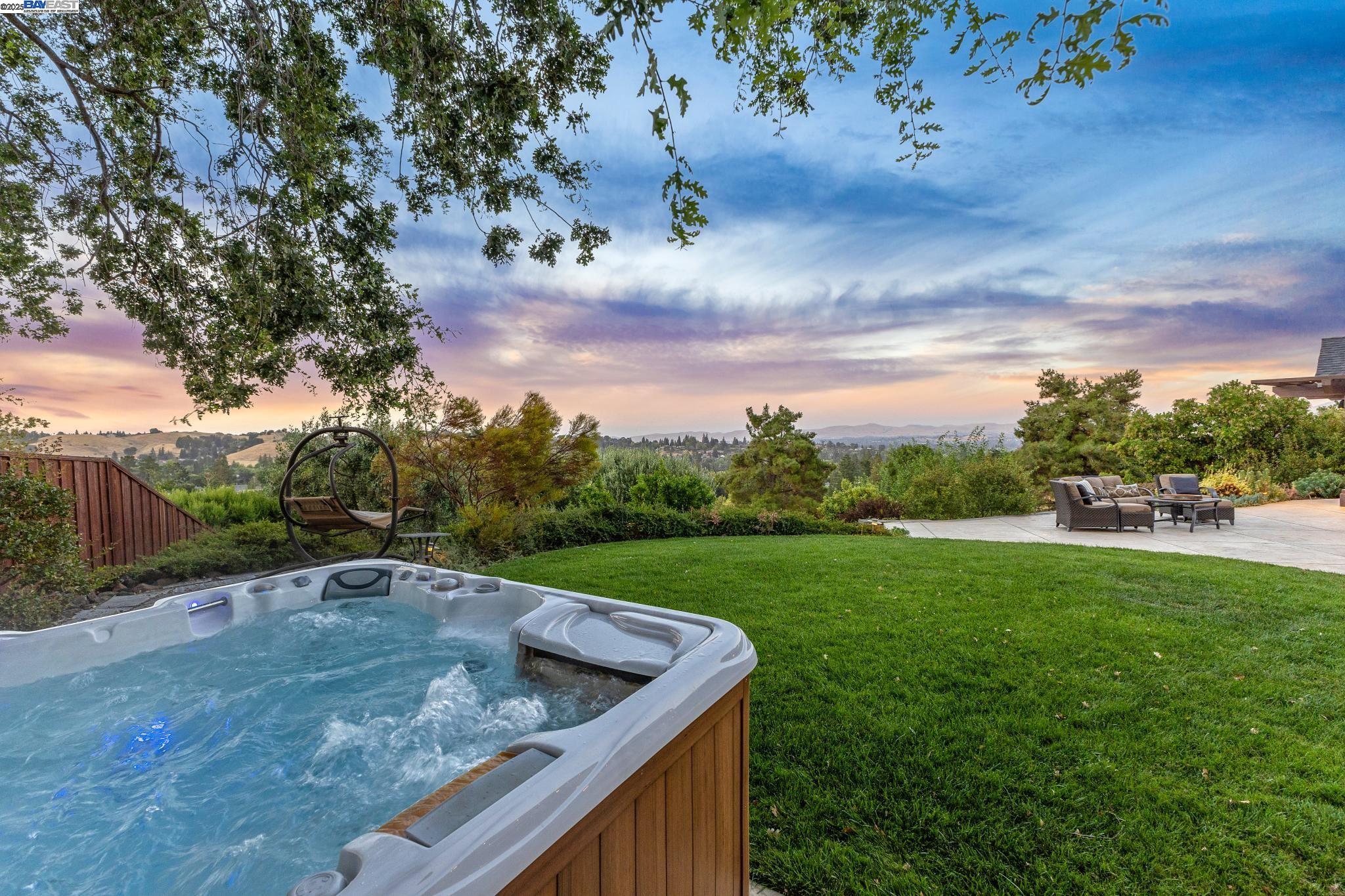 2452 Cherry Hills Dr.