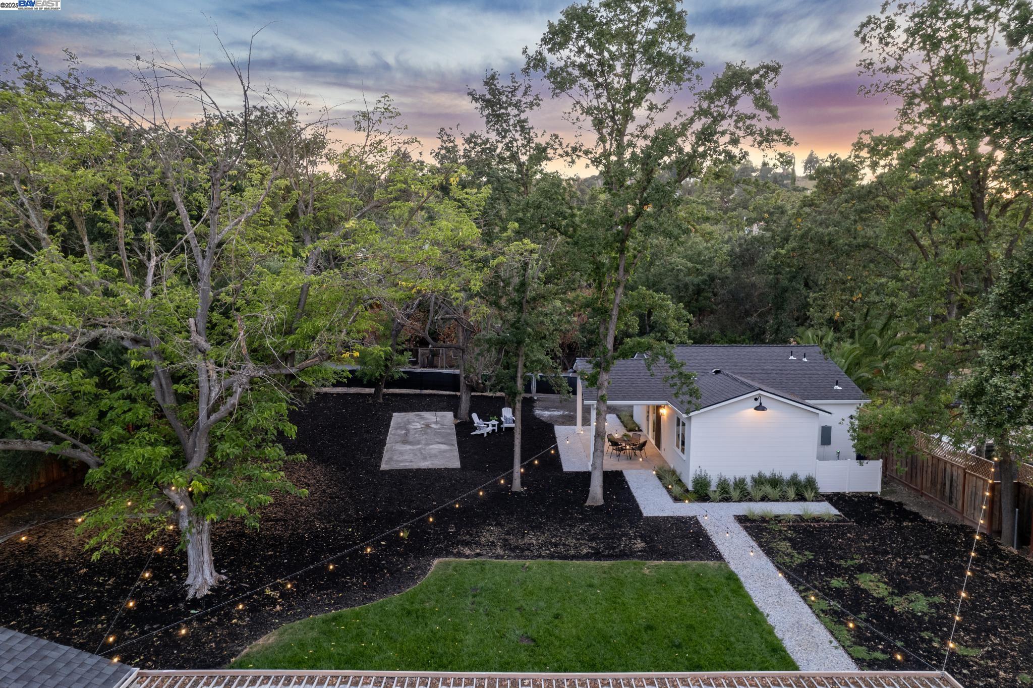 2129 Youngs Ct