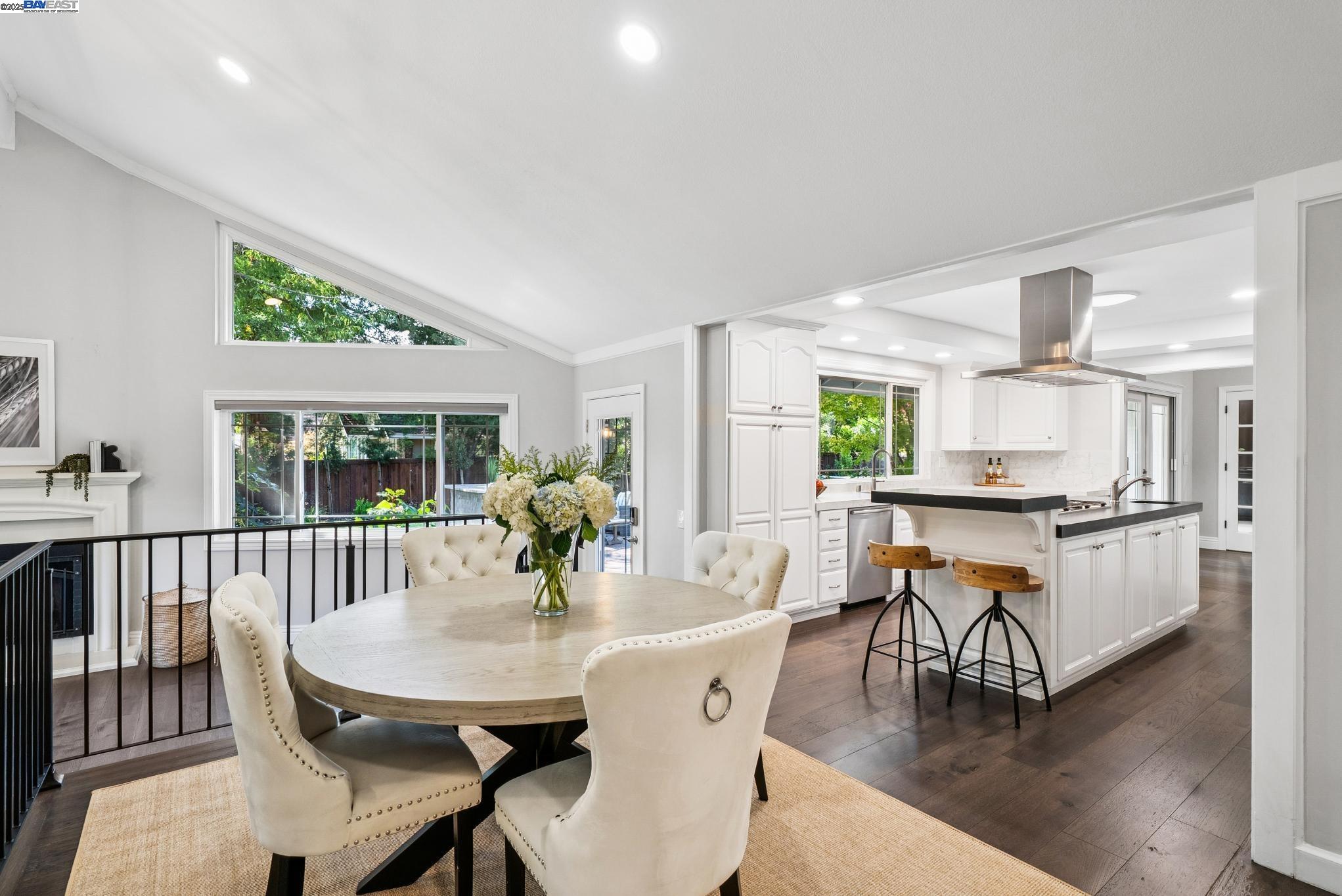 235 Saint Paul Dr