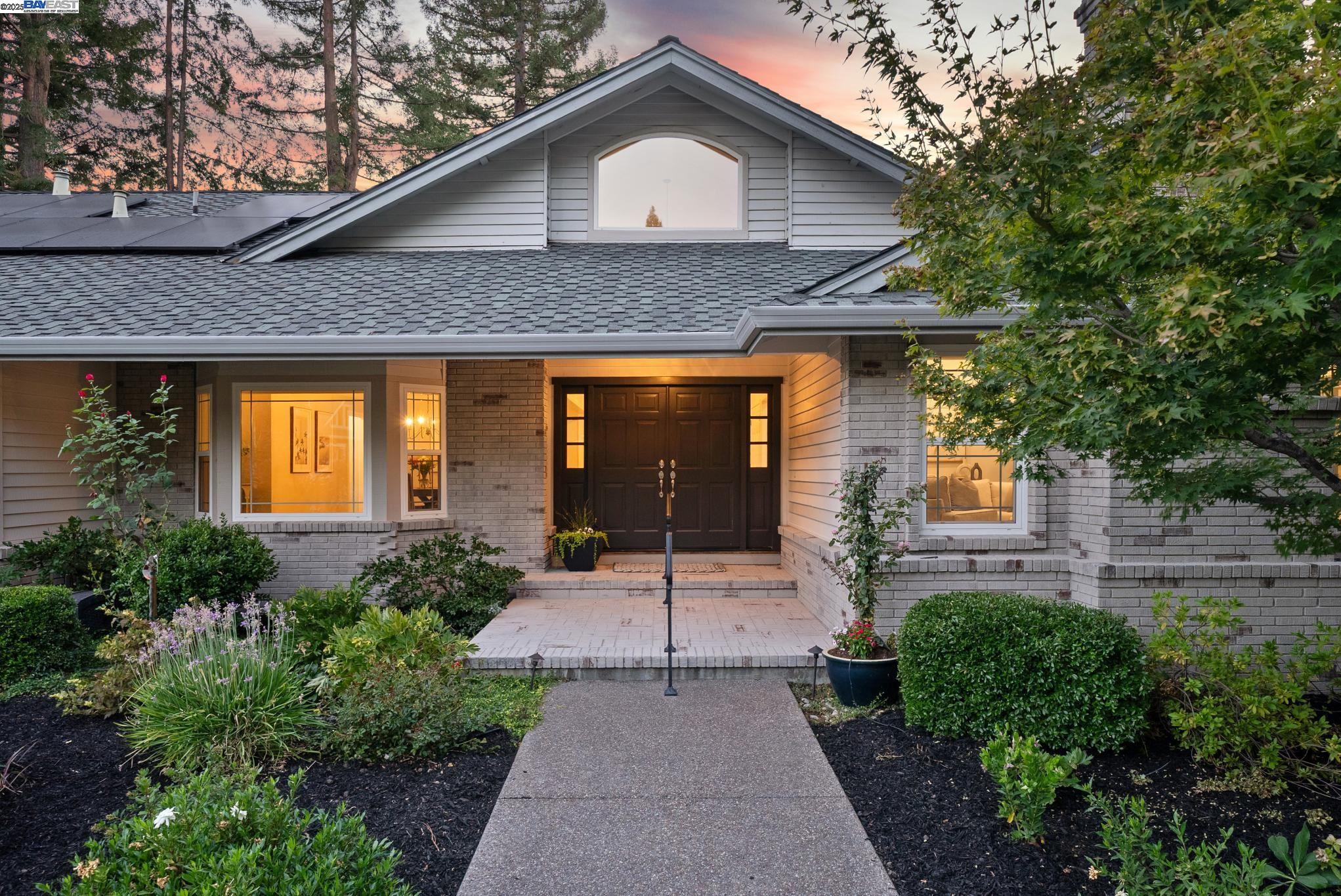 235 Saint Paul Dr