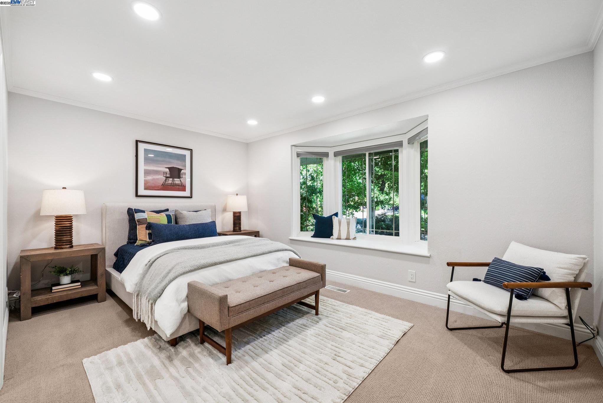 235 Saint Paul Dr