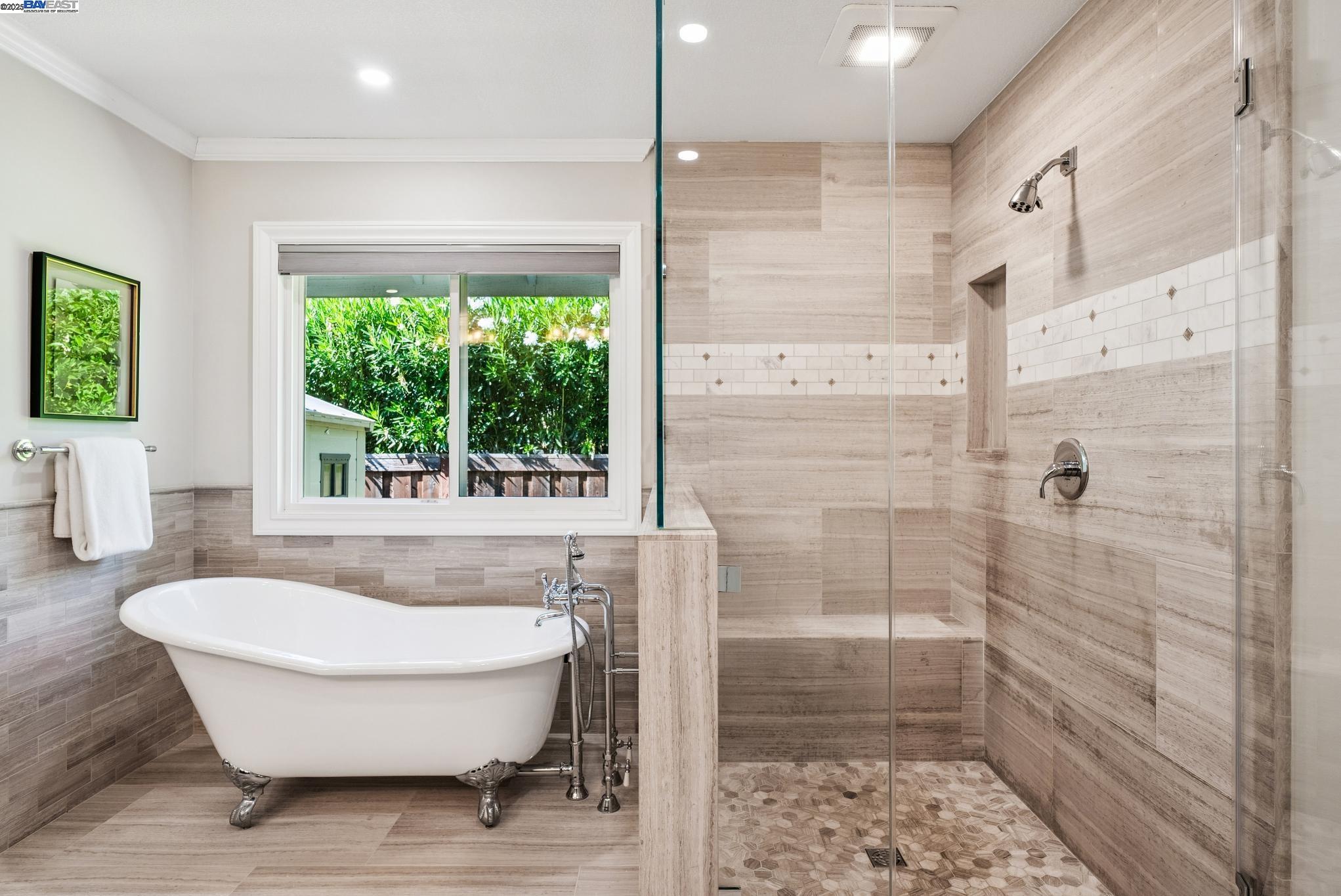 235 Saint Paul Dr