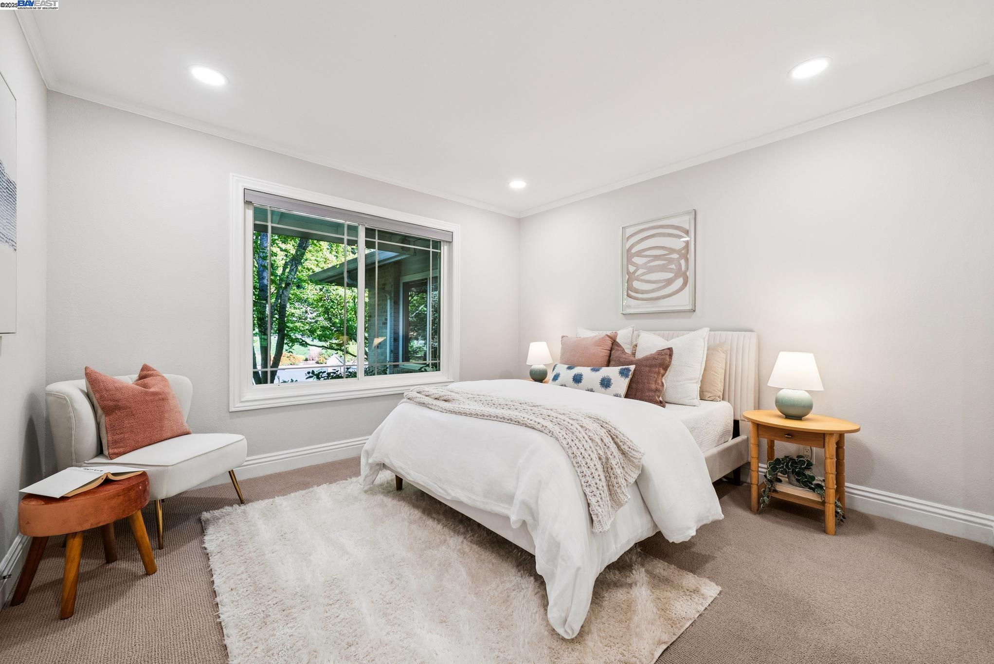 235 Saint Paul Dr