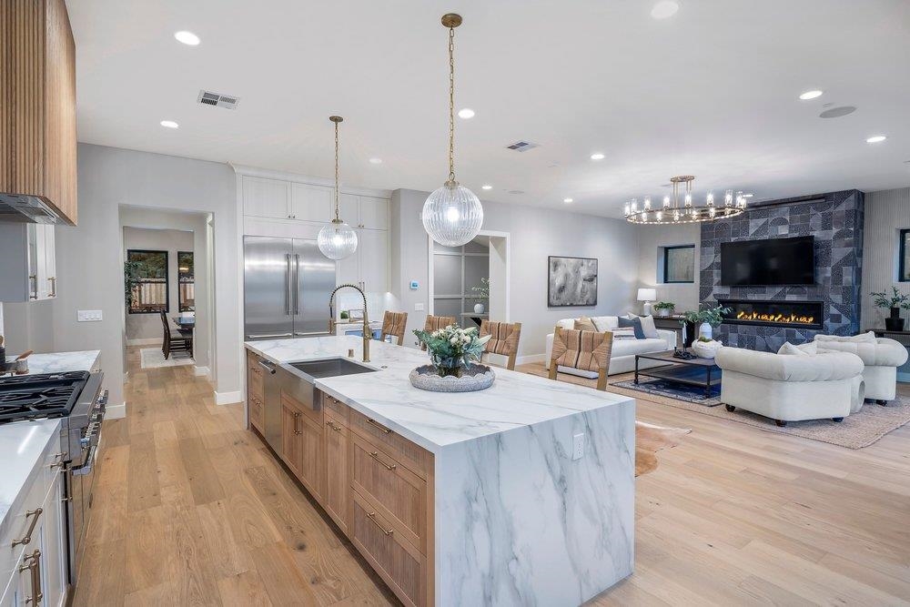 180 Castle Hill Ranch Rd