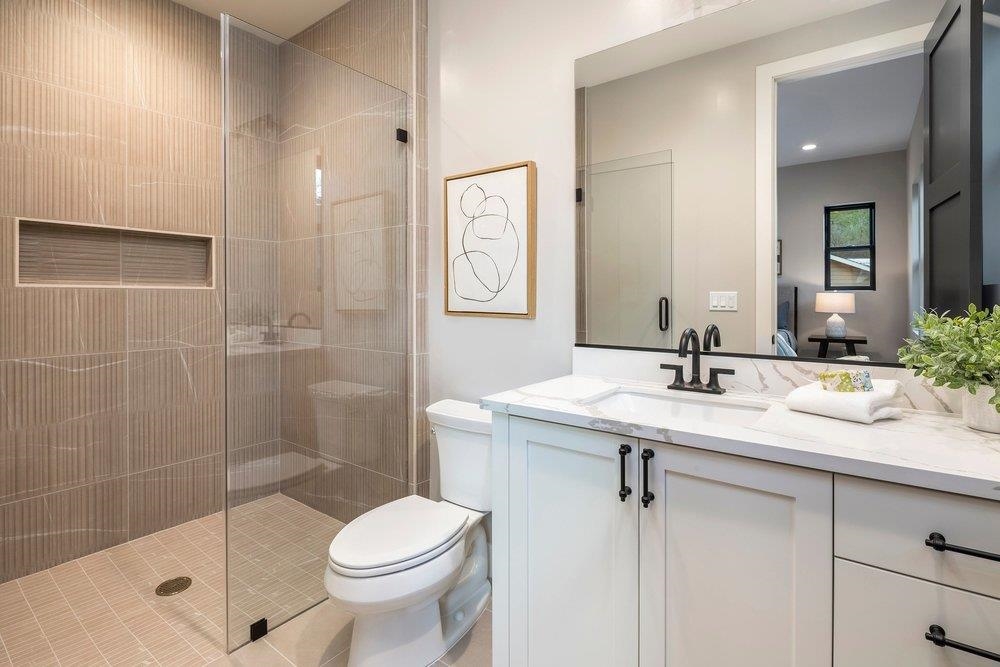 180 Castle Hill Ranch Rd