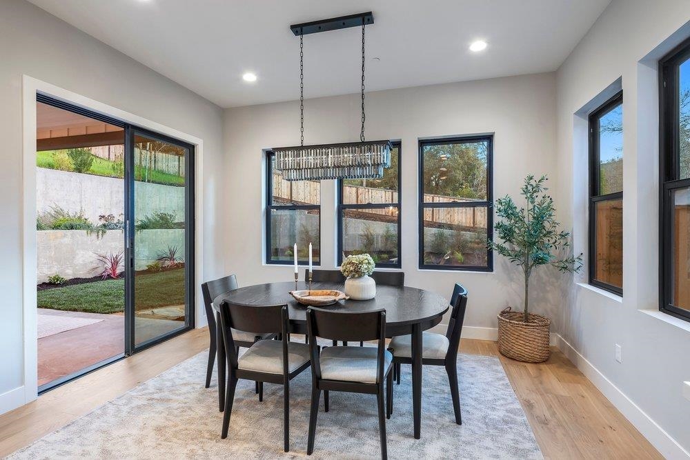 180 Castle Hill Ranch Rd