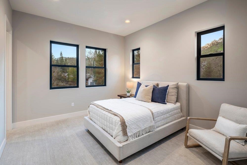 180 Castle Hill Ranch Rd