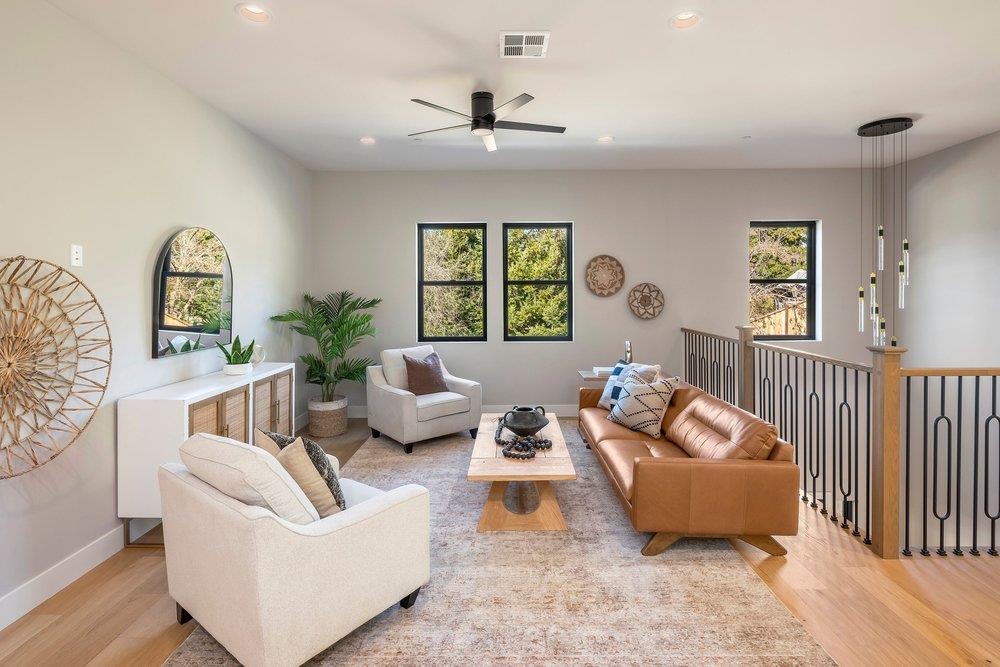 180 Castle Hill Ranch Rd