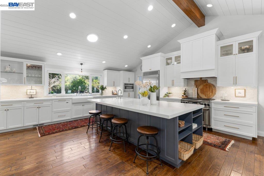 1397 Pine Tree Dr