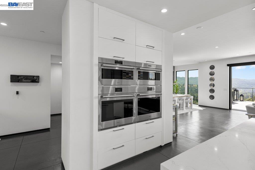 2525 Biltmore Dr