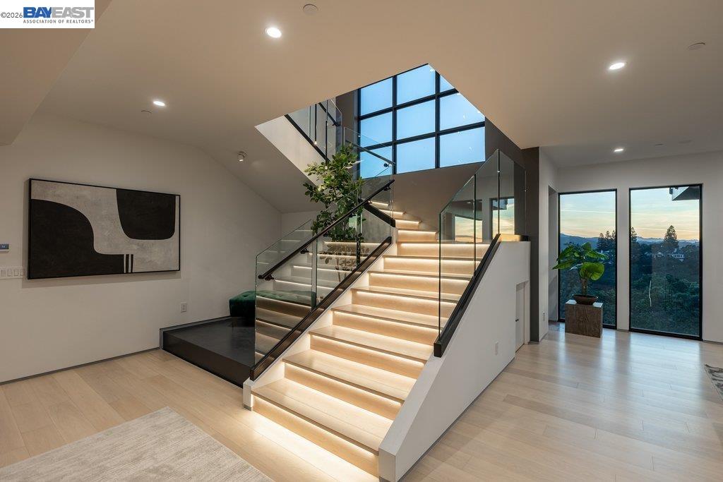 2525 Biltmore Dr