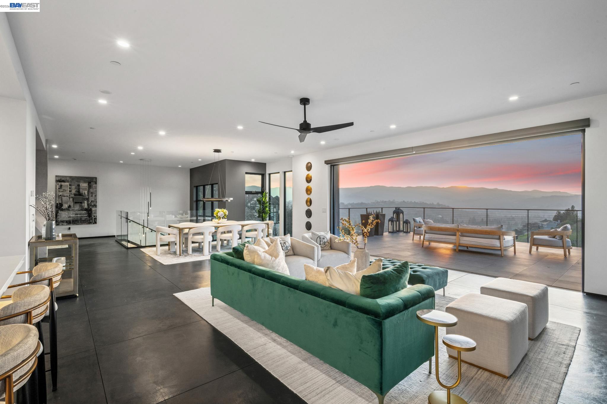 2525 Biltmore Dr
