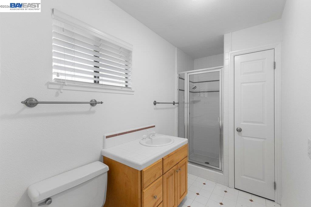 250 La Serena Ave