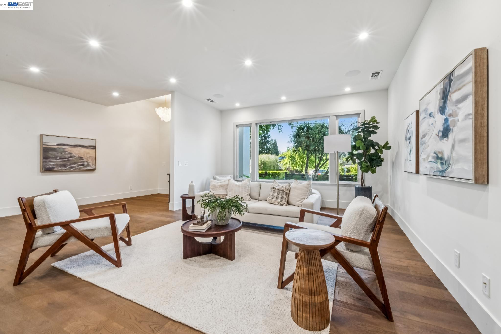 107 Sonora Ave