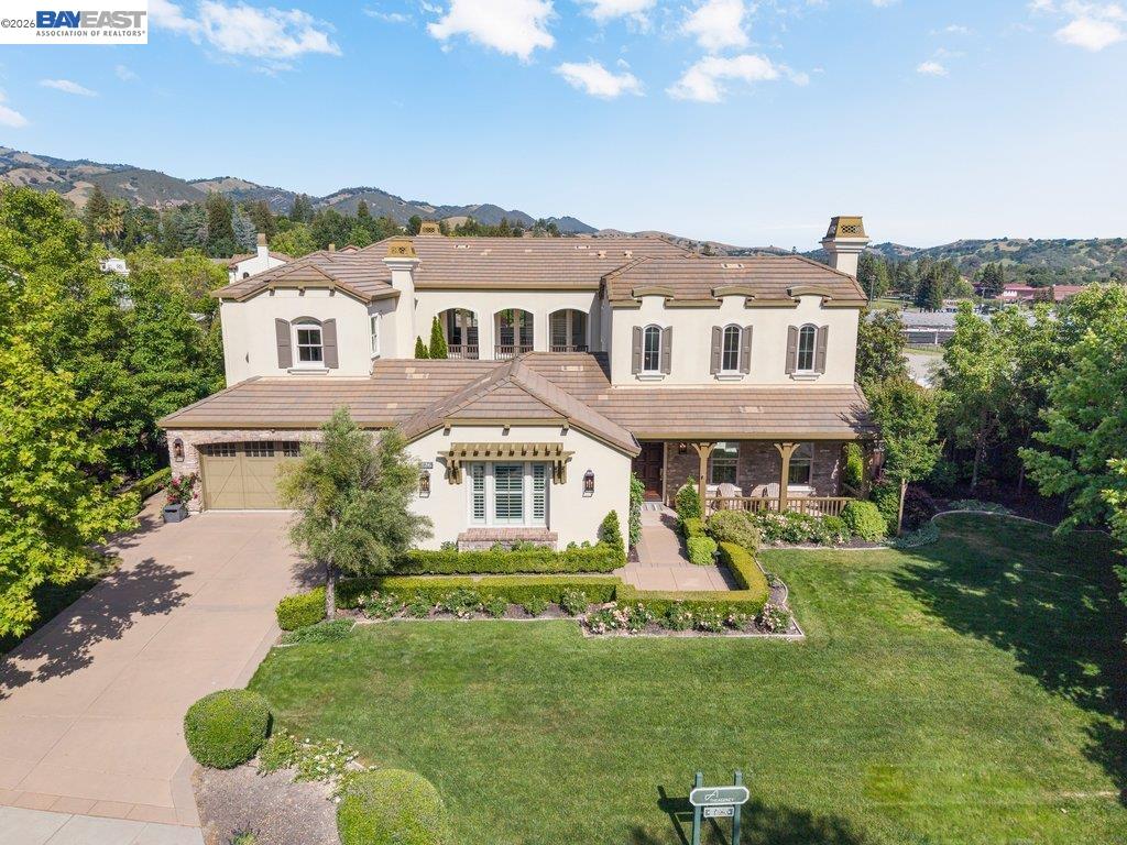 326 Golden Grass Dr