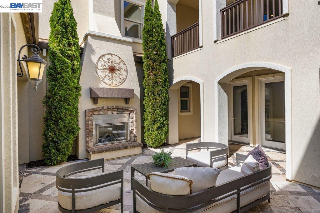 326 Golden Grass Dr