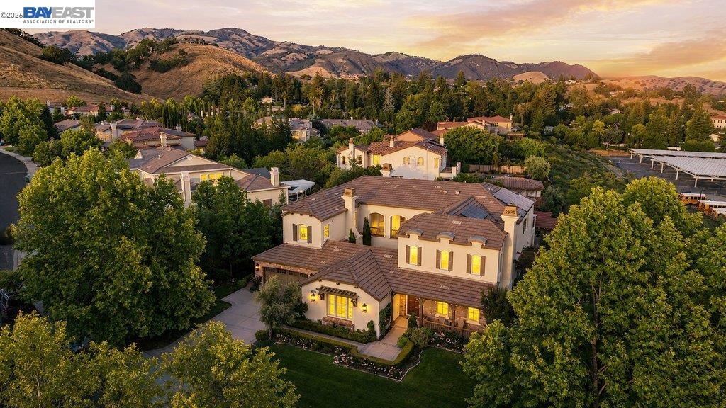 326 Golden Grass Dr