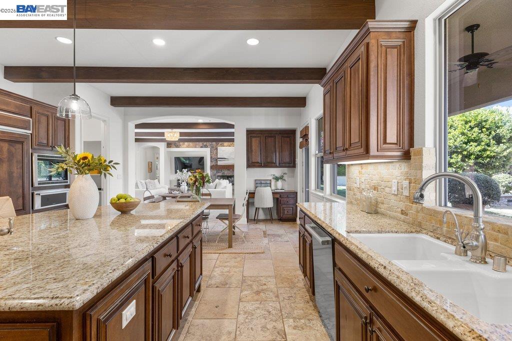 326 Golden Grass Dr