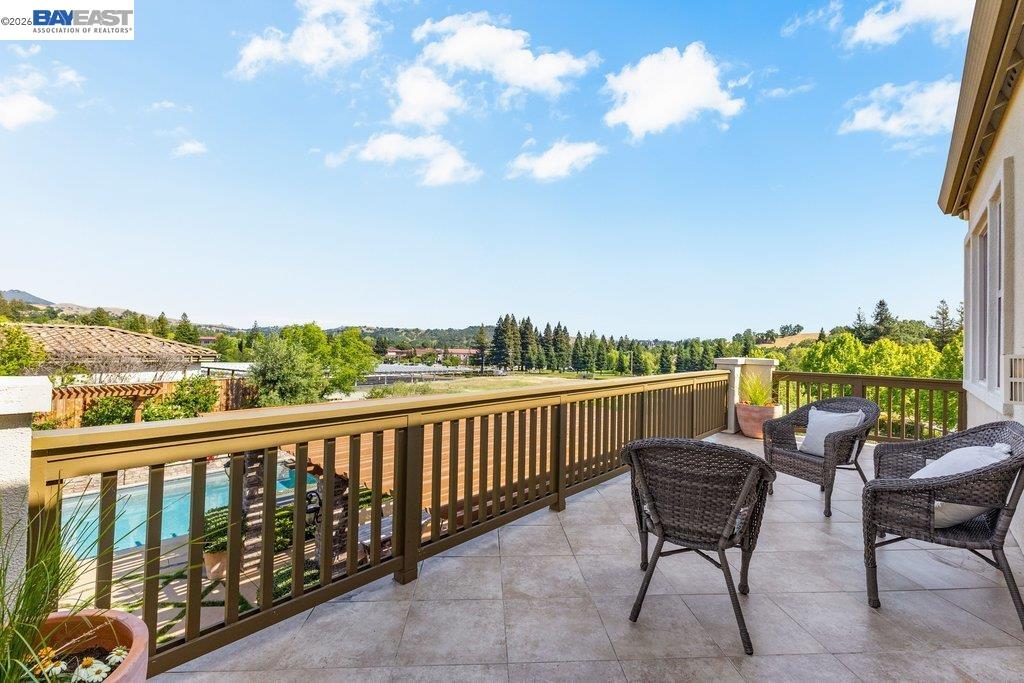 326 Golden Grass Dr