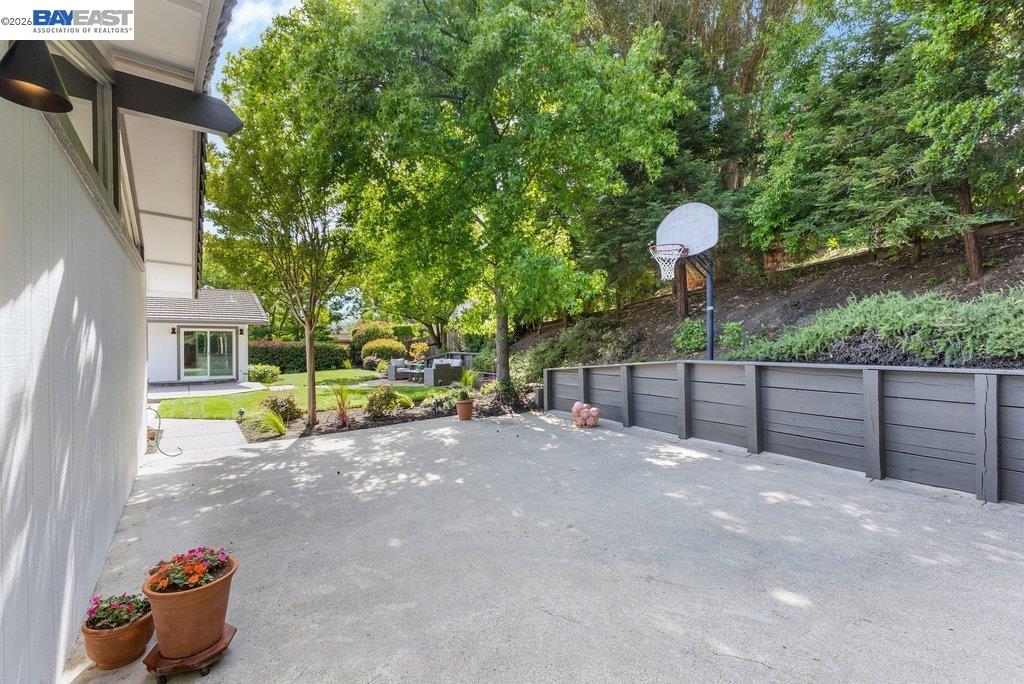 55 Mott Drive