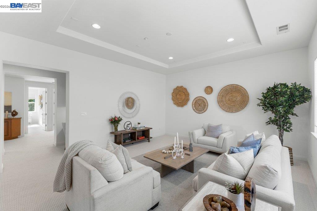 25 Treetop Terrace