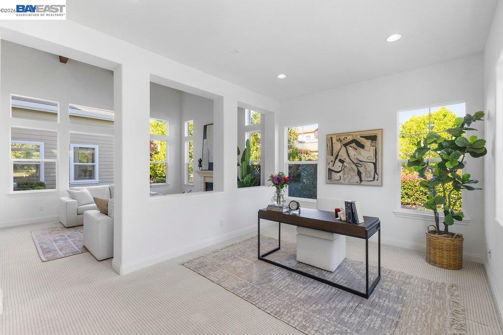 25 Treetop Terrace