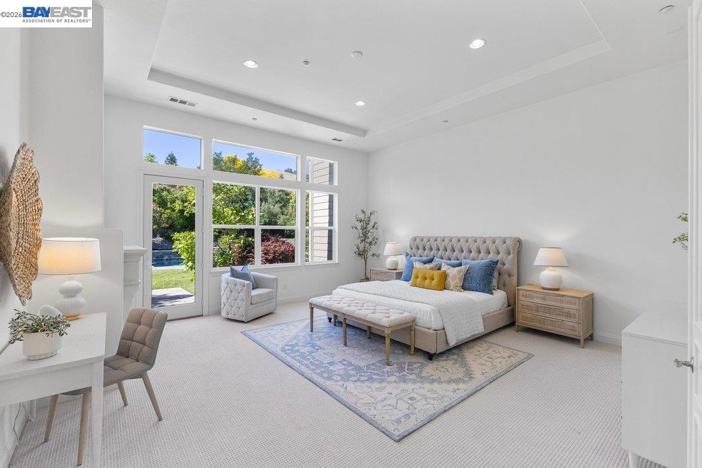 25 Treetop Terrace