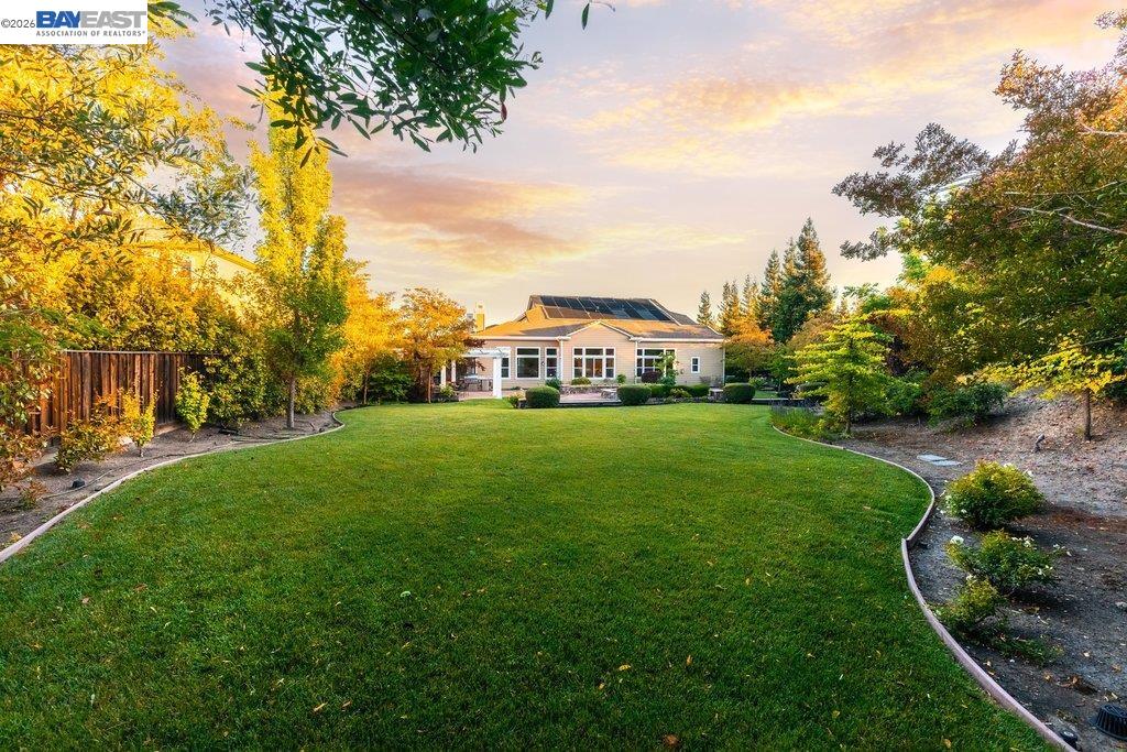 25 Treetop Terrace