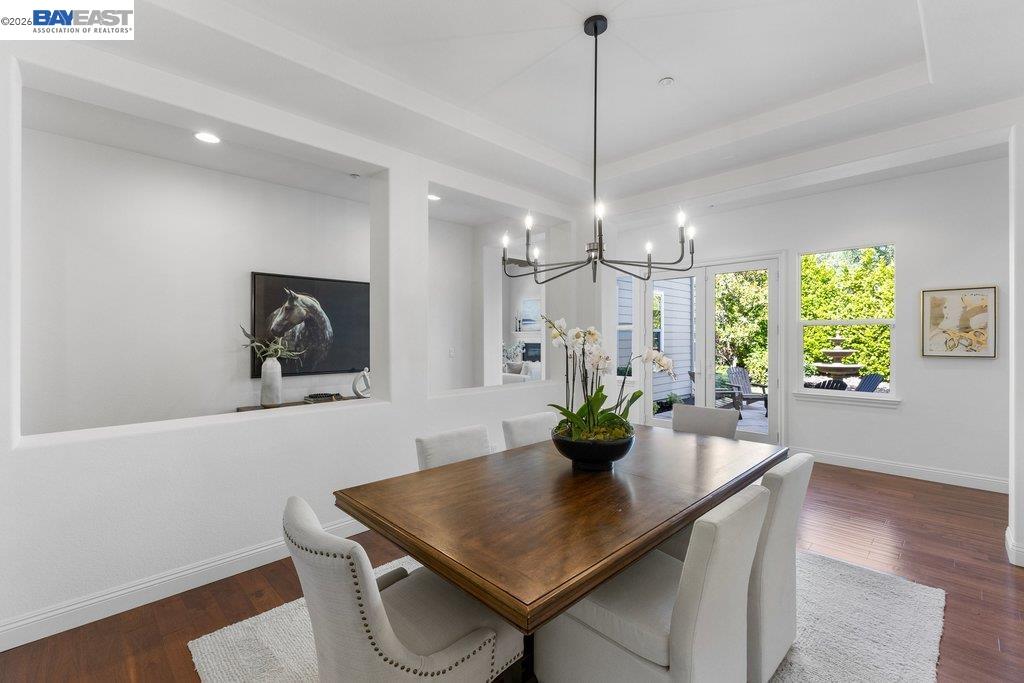 25 Treetop Terrace