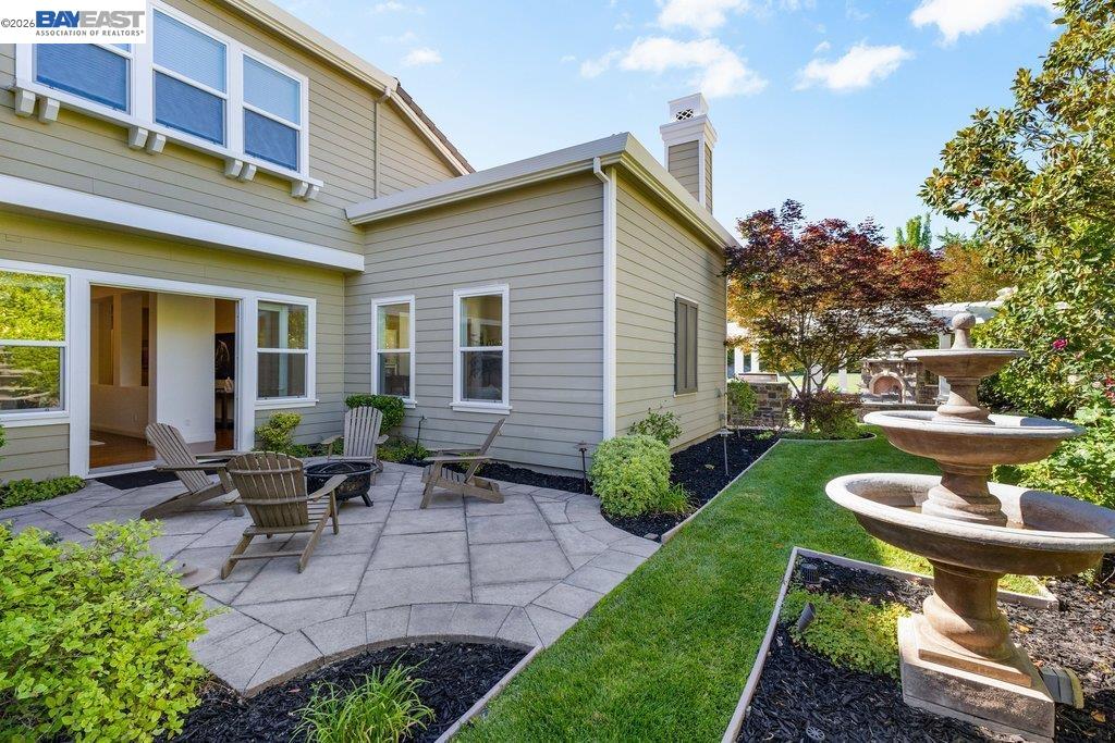 25 Treetop Terrace