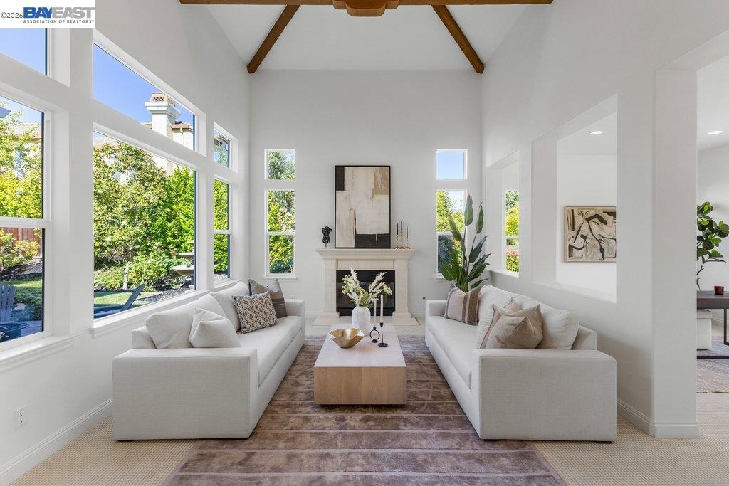 25 Treetop Terrace