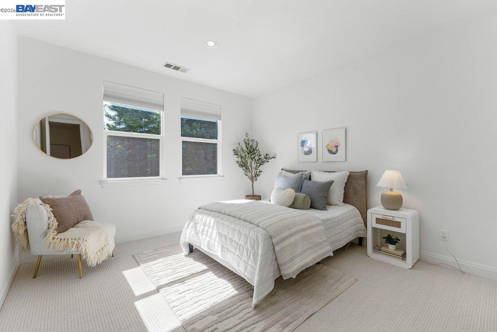 25 Treetop Terrace