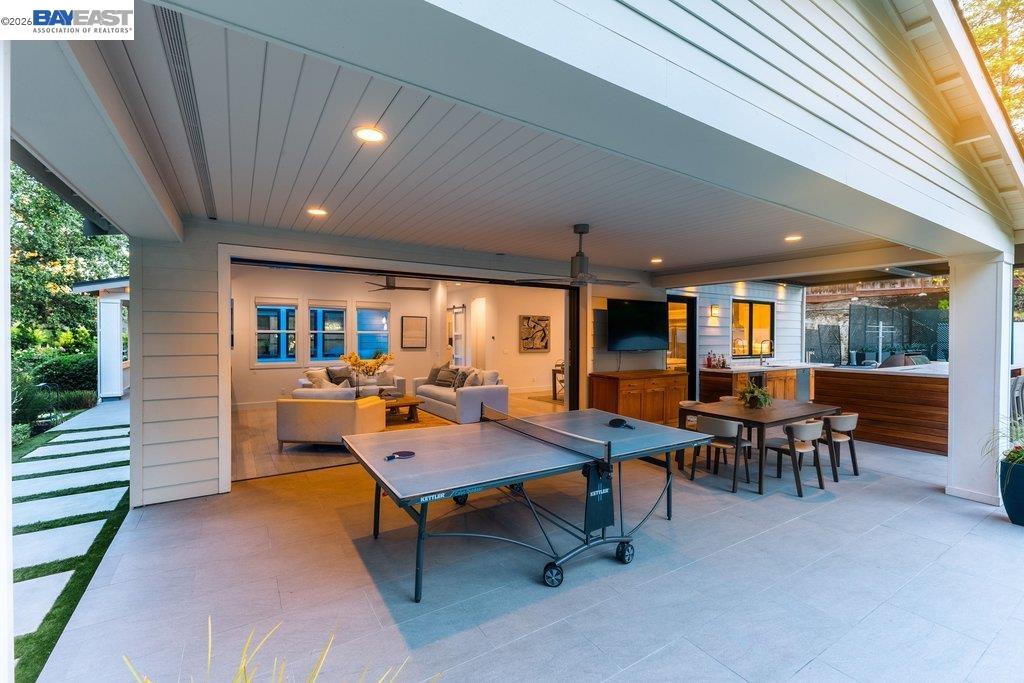 271 Livorna Heights Road