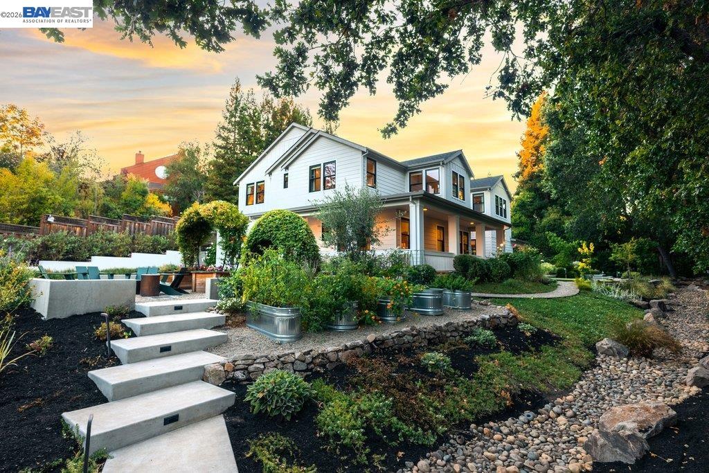 271 Livorna Heights Road