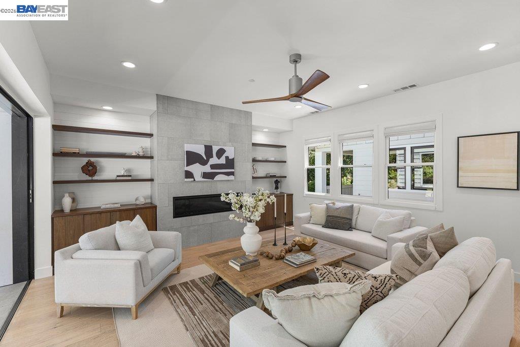 271 Livorna Heights Road