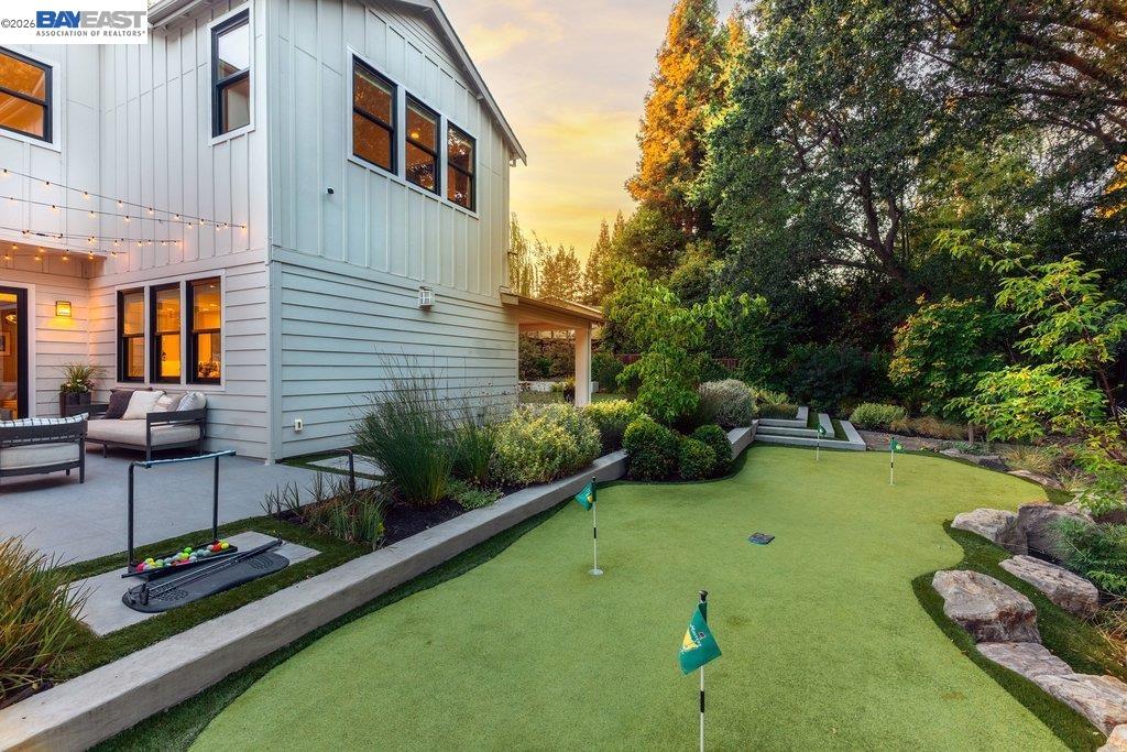 271 Livorna Heights Road
