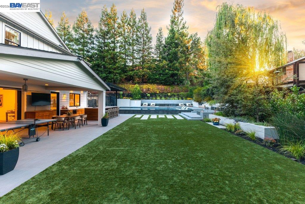 271 Livorna Heights Road