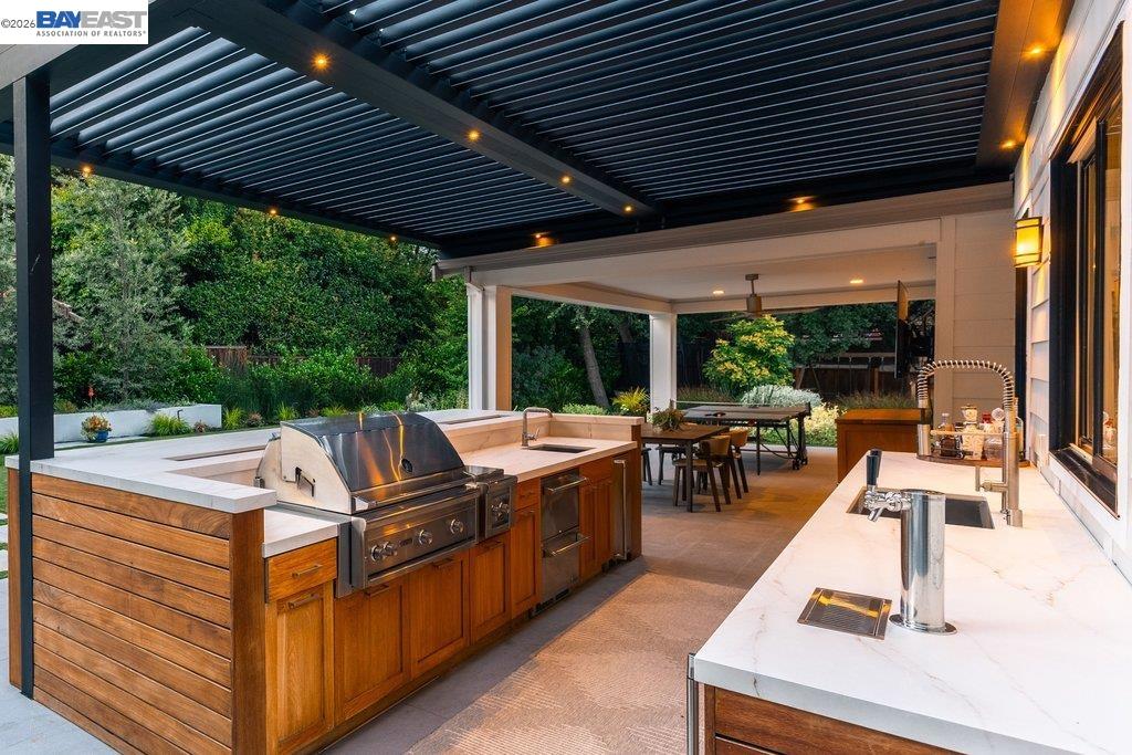 271 Livorna Heights Road