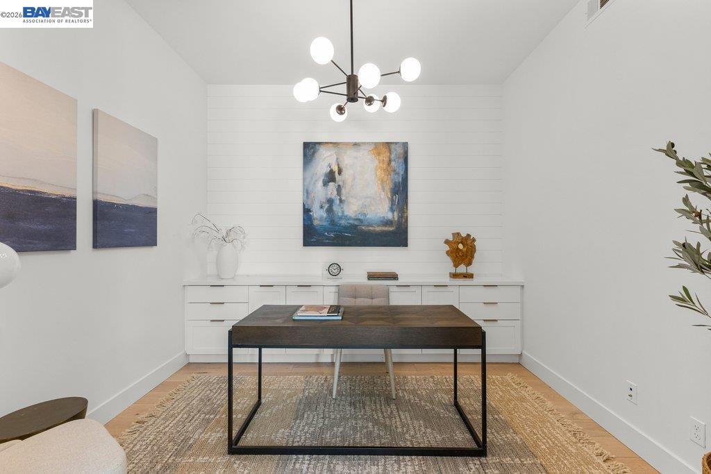 271 Livorna Heights Road