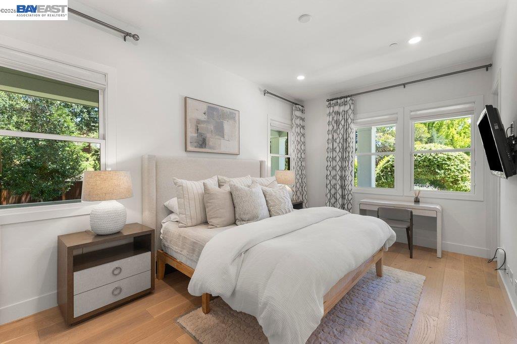 271 Livorna Heights Road