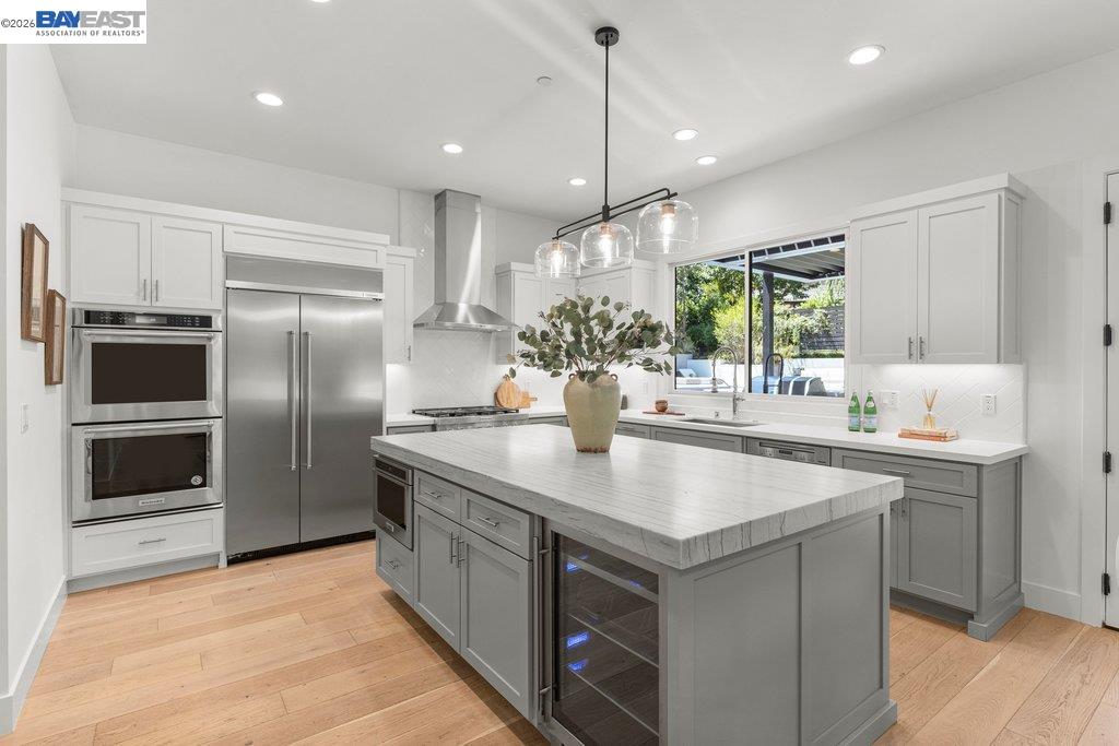 271 Livorna Heights Road