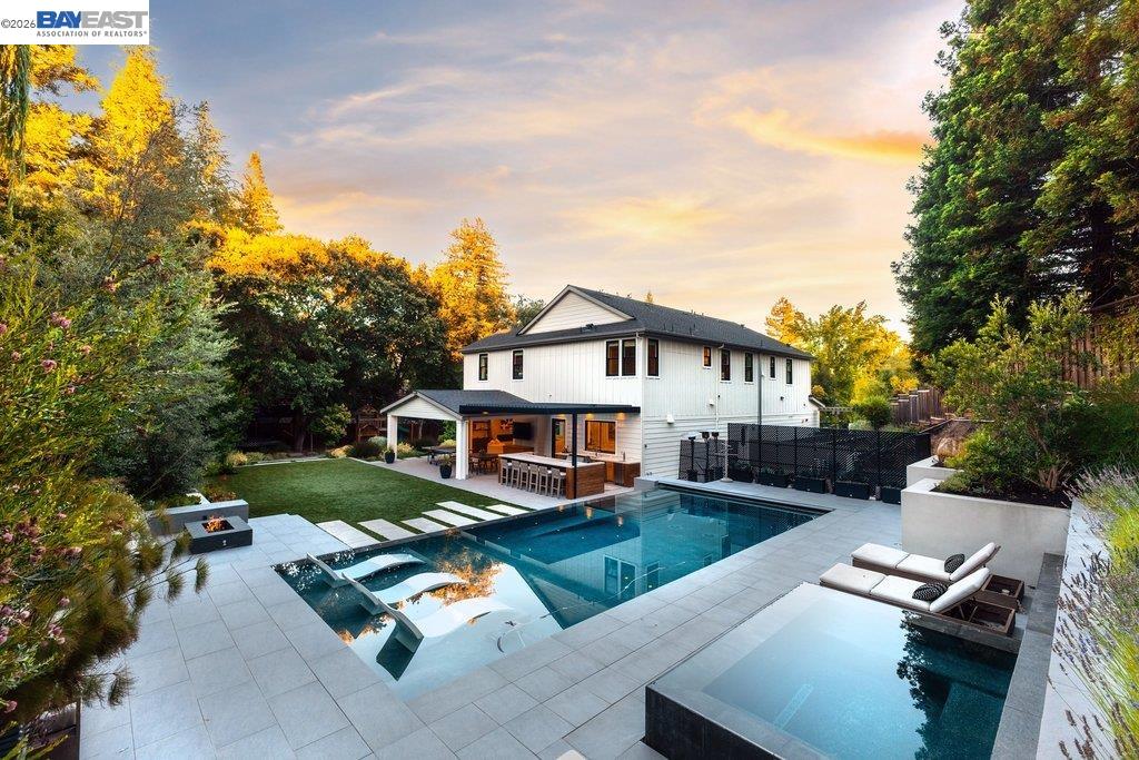 271 Livorna Heights Road