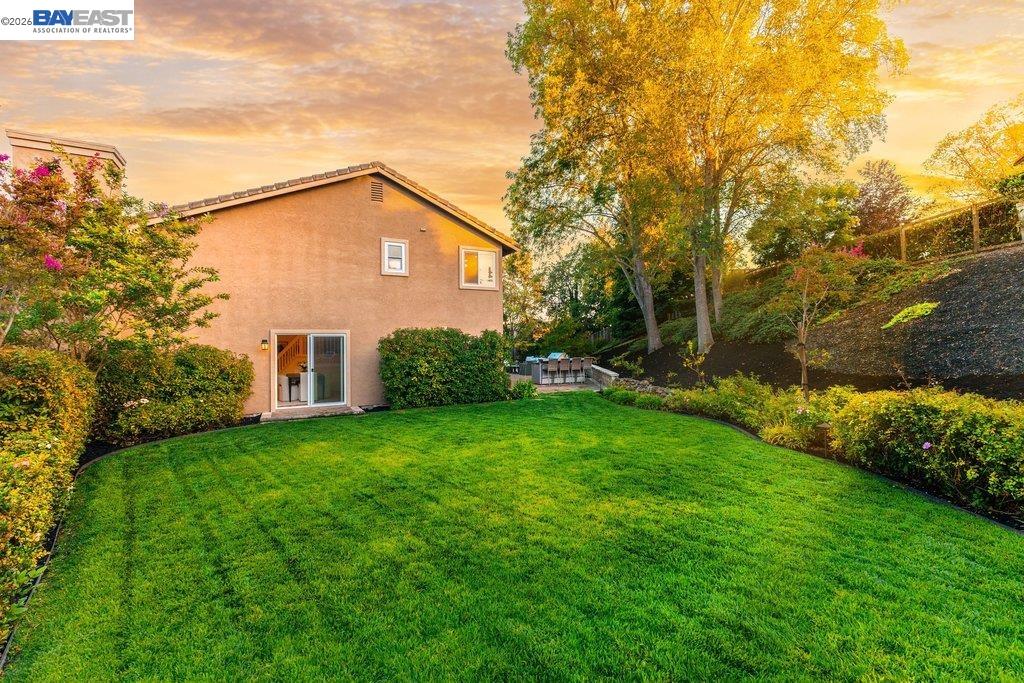 1208 Cheshire Cir