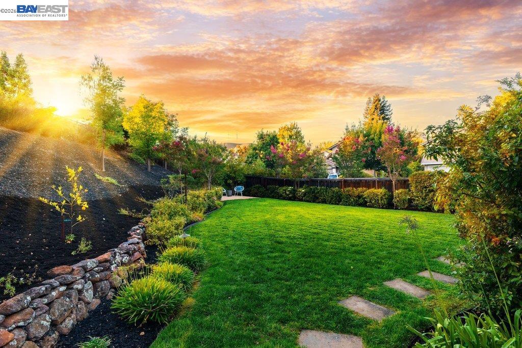 1208 Cheshire Cir