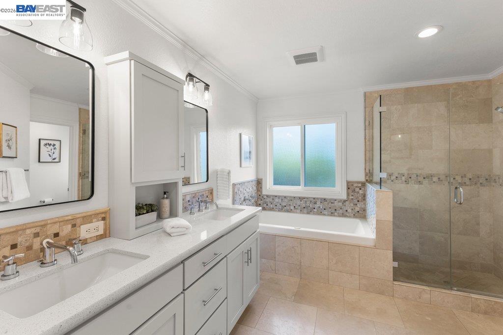 1208 Cheshire Cir