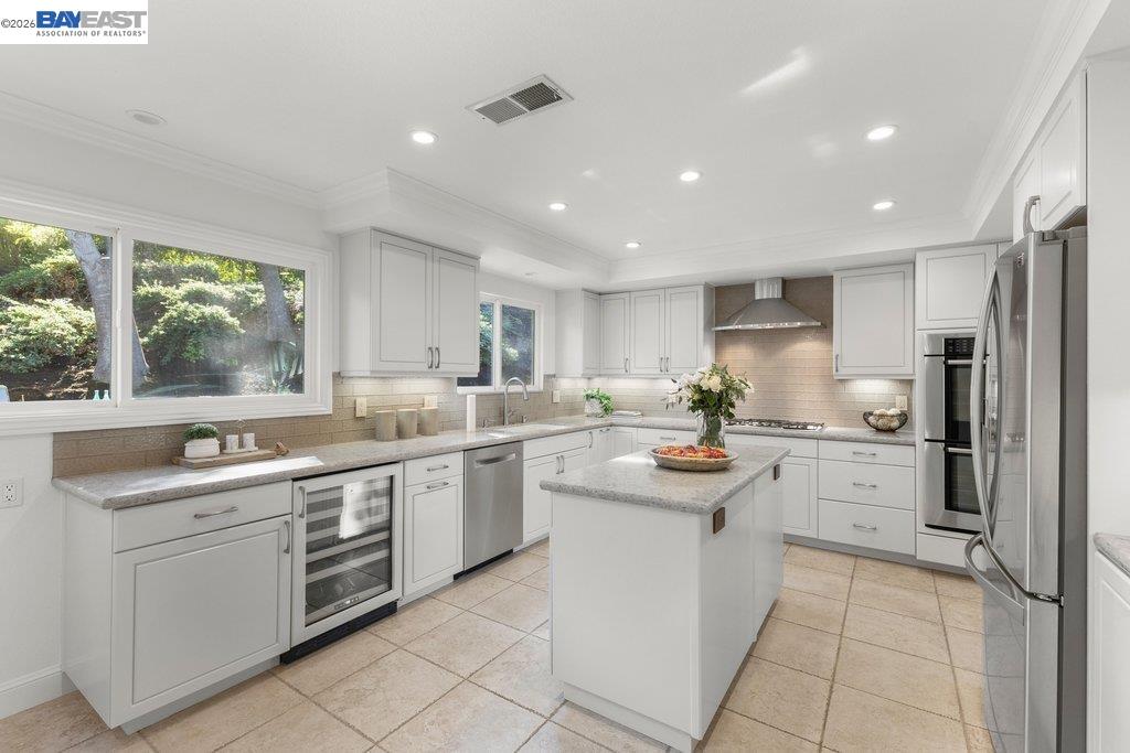 1208 Cheshire Cir