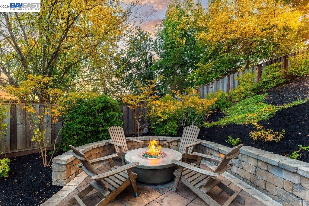 1208 Cheshire Cir