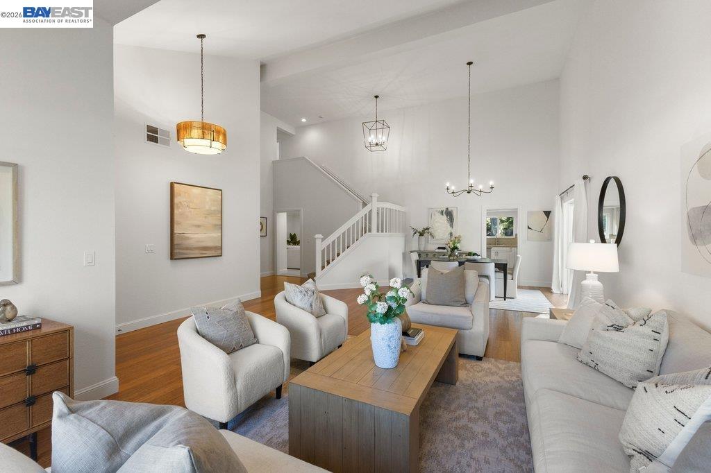 1208 Cheshire Cir
