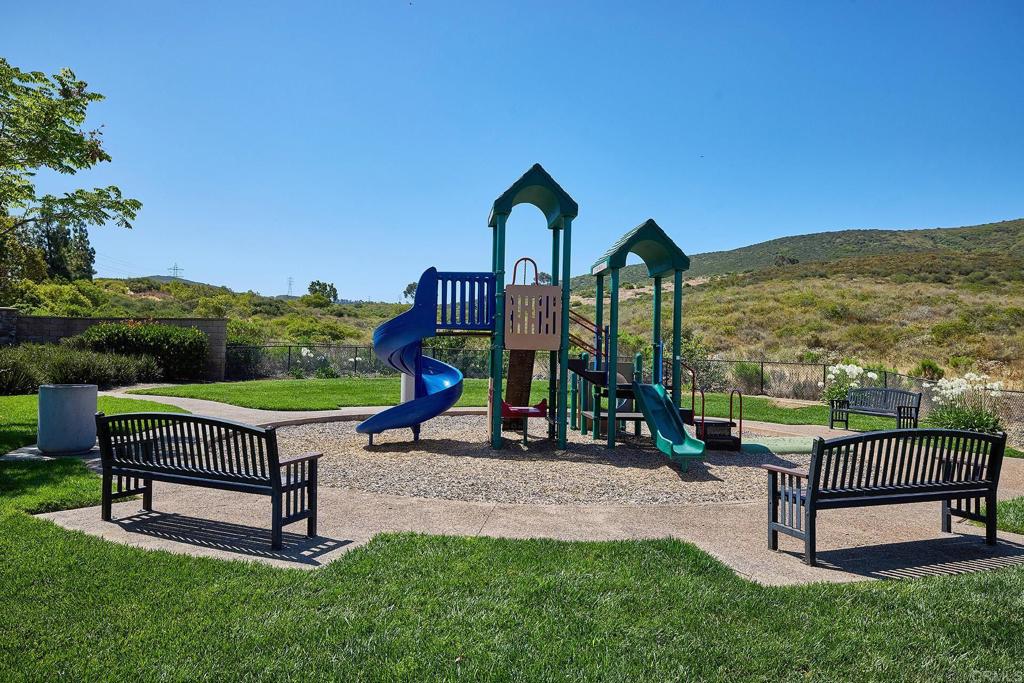 1755 Weatherwood Court