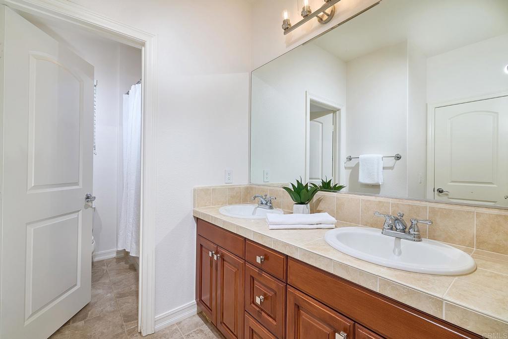 1980 MARCASITE PLACE